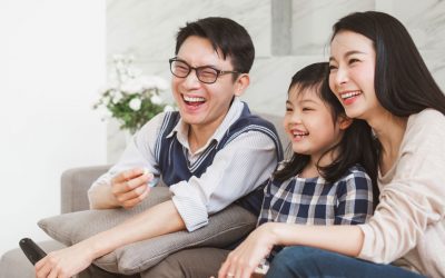 احساس خوشبختی با خانواده یا دوستان؟ کدامیک؟