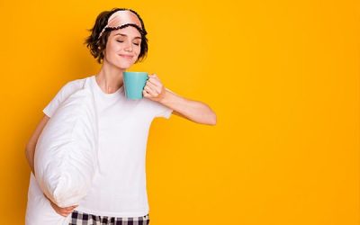 آیا شیر گرم به خوابیدن شما کمک می کند؟