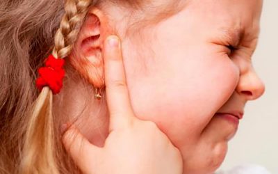 چرا گوش هایم زنگ می زند؟ وزوز گوش : علل، تشخیص و درمان