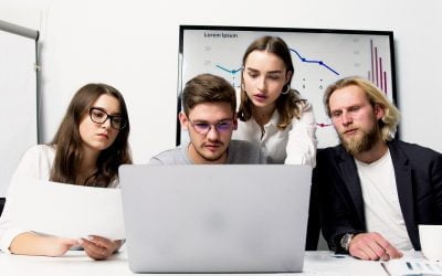 چگونه با یک همکار سمی، برخورد کنیم؟