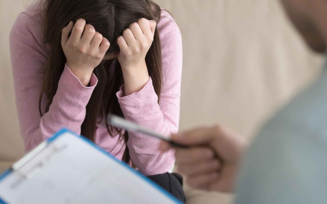سلامت روان نوجوانان: چیزی که بیشترین آسیب را به شادی کودک و نوجوان می زند