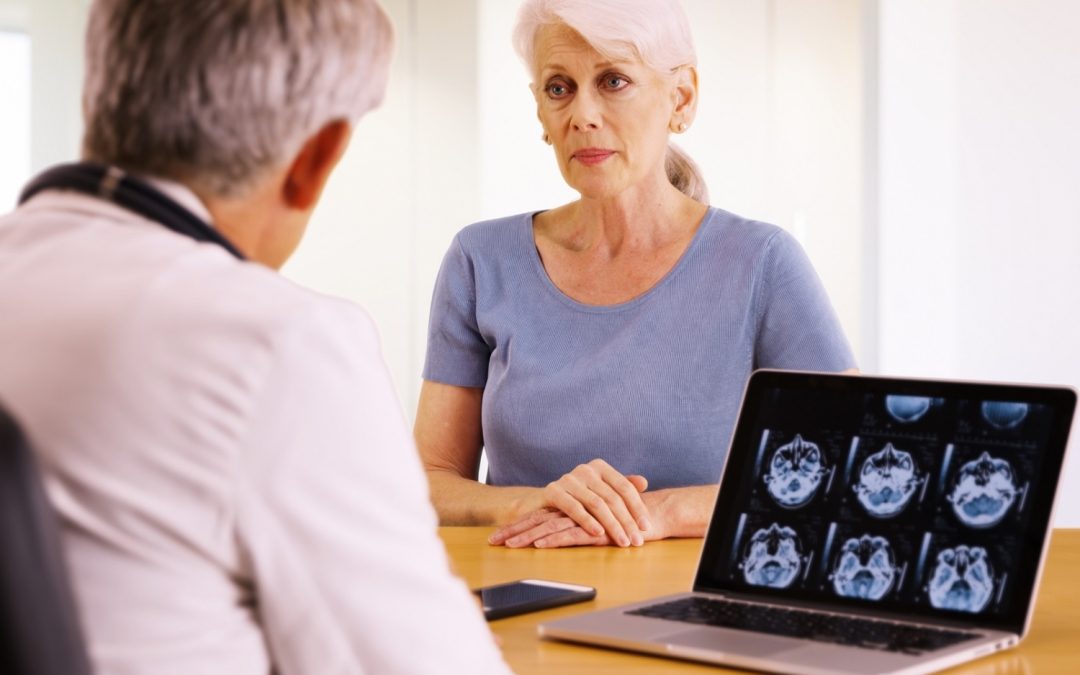 آیا یائسگی می تواند توضیح دهد که چرا بیماری آلزایمر در زنان شایع تر است؟