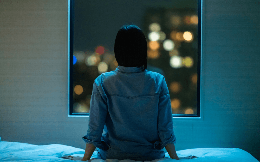 چرا شبا دلم میگیره؟ همه چیز درباره افسردگی در شب